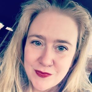 Meet your Posher, Joni